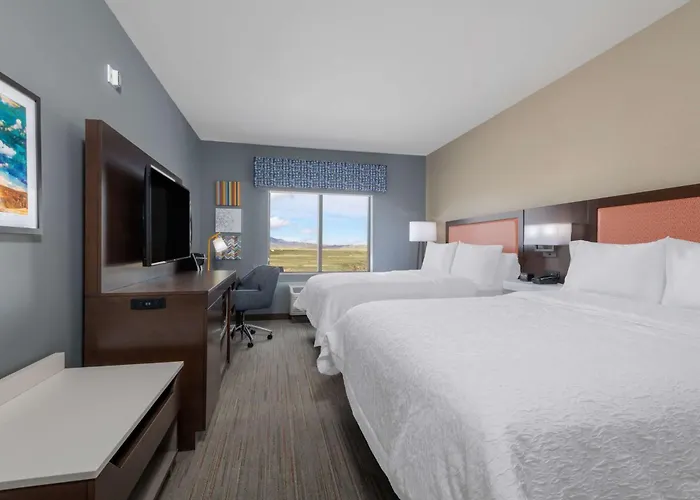 Hampton & Cody, Wy 3*