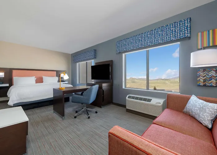 Hampton & Cody, Wy Hotel