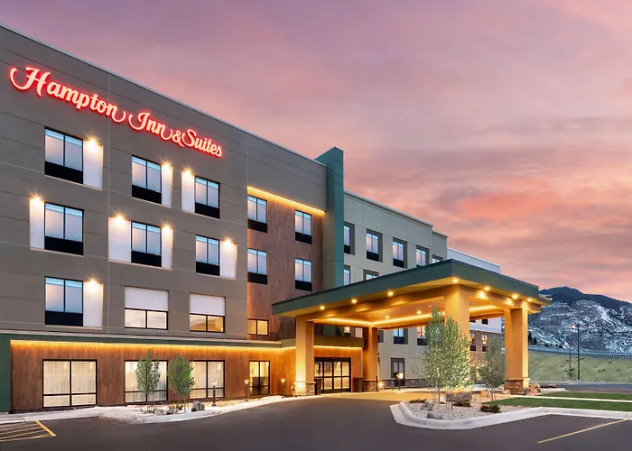 Hampton & Cody, Wy Hotel