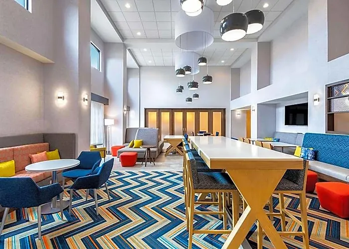 Hampton & Cody, Wy Hotel 3*