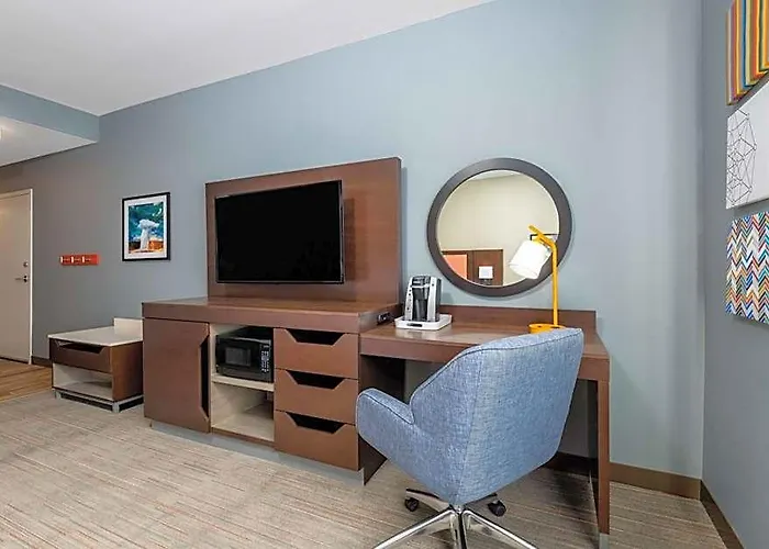 Hotel Hampton & Cody, Wy 3*